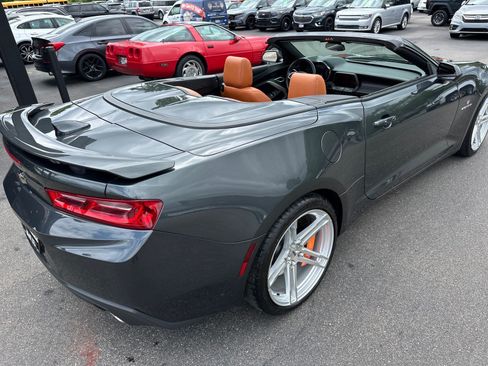 Used 2017 Chevrolet Camaro SS RWD image 12