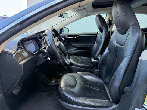 Used 2015 Tesla Model S 85D image 2