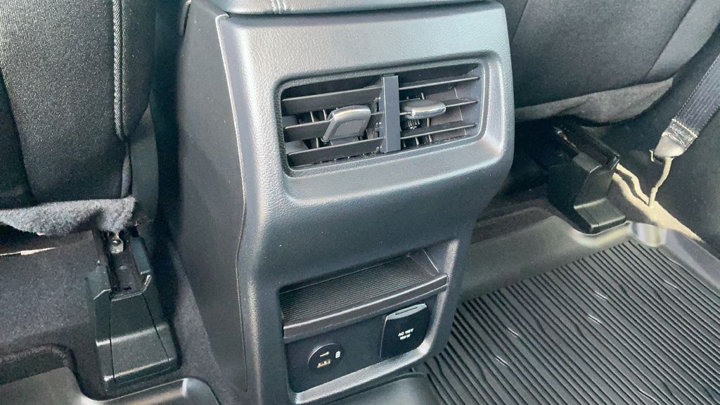 Certified 2022 Ford Edge SEL w/ Convenience Package AWD/4WD image 19