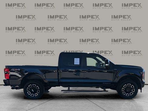 Used 2025 Ford F250 Platinum image 6