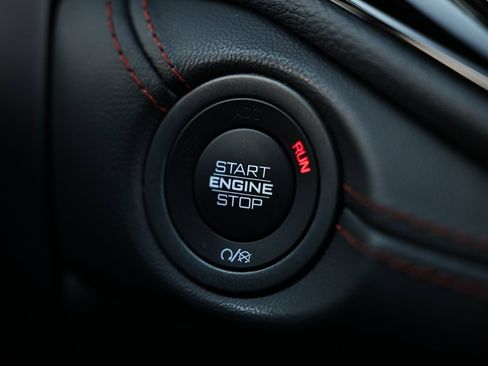 Used 2024 Dodge Durango GT image 32