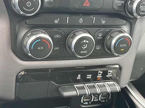 Used 2023 RAM 1500 Big Horn AWD/4WD image 26