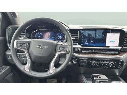 Used 2023 Chevrolet Silverado 1500 LT Trail Boss w/ Convenience Package II image 13