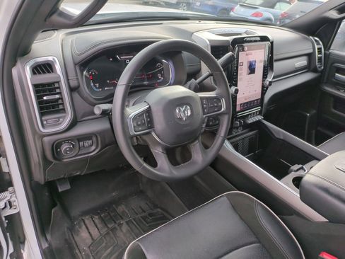 Used 2025 RAM 2500 Laramie image 15