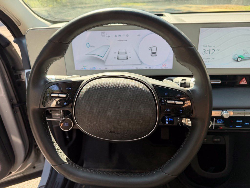 Used 2024 Hyundai Ioniq 5 Limited RWD image 8