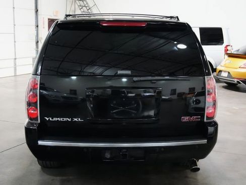 Used 2008 GMC Yukon XL Denali image 6