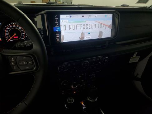 New 2026 Jeep Wrangler Unlimited Rubicon image 16