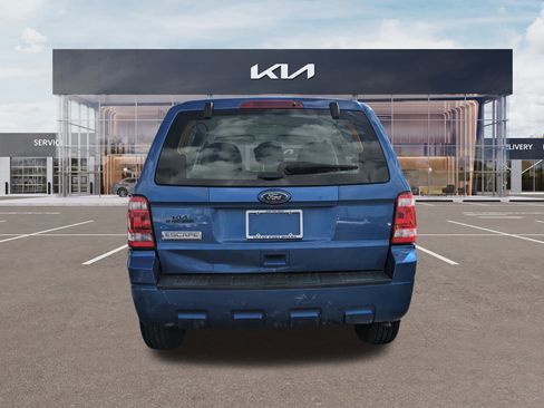 Used 2011 Ford Escape XLS w/ 101A Rapid Spec Order Code image 5