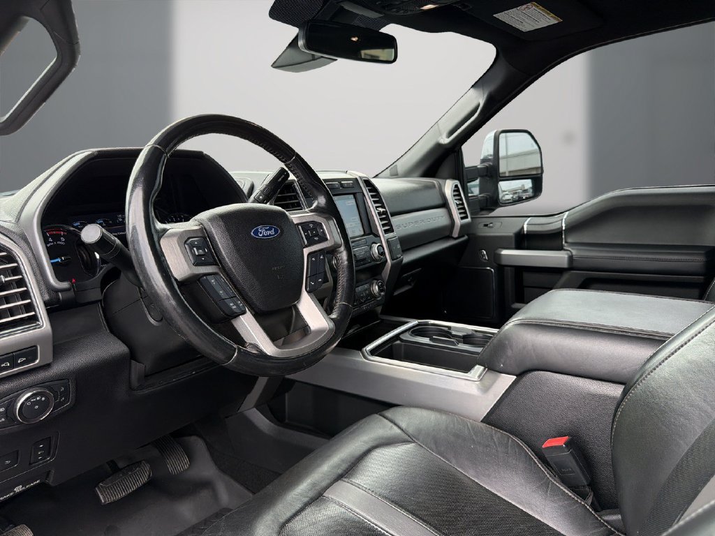 Used 2019 Ford F250 Platinum w/ Platinum Ultimate Package AWD/4WD image 15
