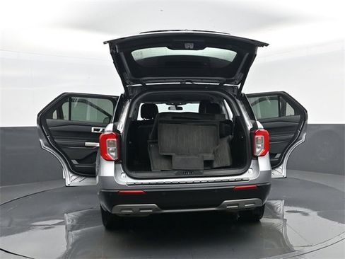 Used 2023 Ford Explorer XLT w/ Equipment Group 202A image 23