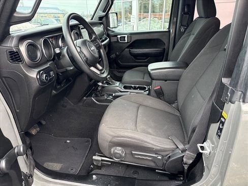 Used 2023 Jeep Wrangler Sport image 9
