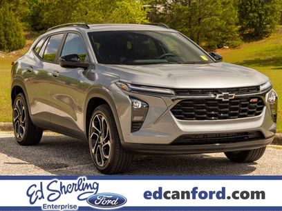 Used 2025 Chevrolet Trax RS w/ Sunroof Package