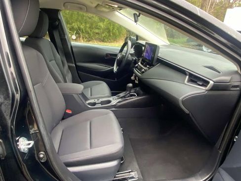 Used 2024 Toyota Corolla LE image 33