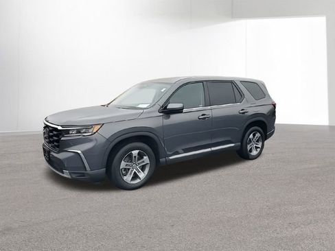 Used 2023 Honda Pilot EX-L image 4