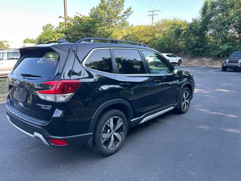 Used 2020 Subaru Forester Touring AWD/4WD image 3