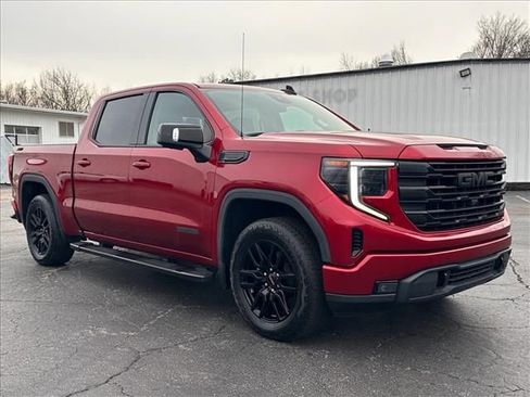 Used 2022 GMC Sierra 1500 Elevation w/ Elevation Premium Package image 2