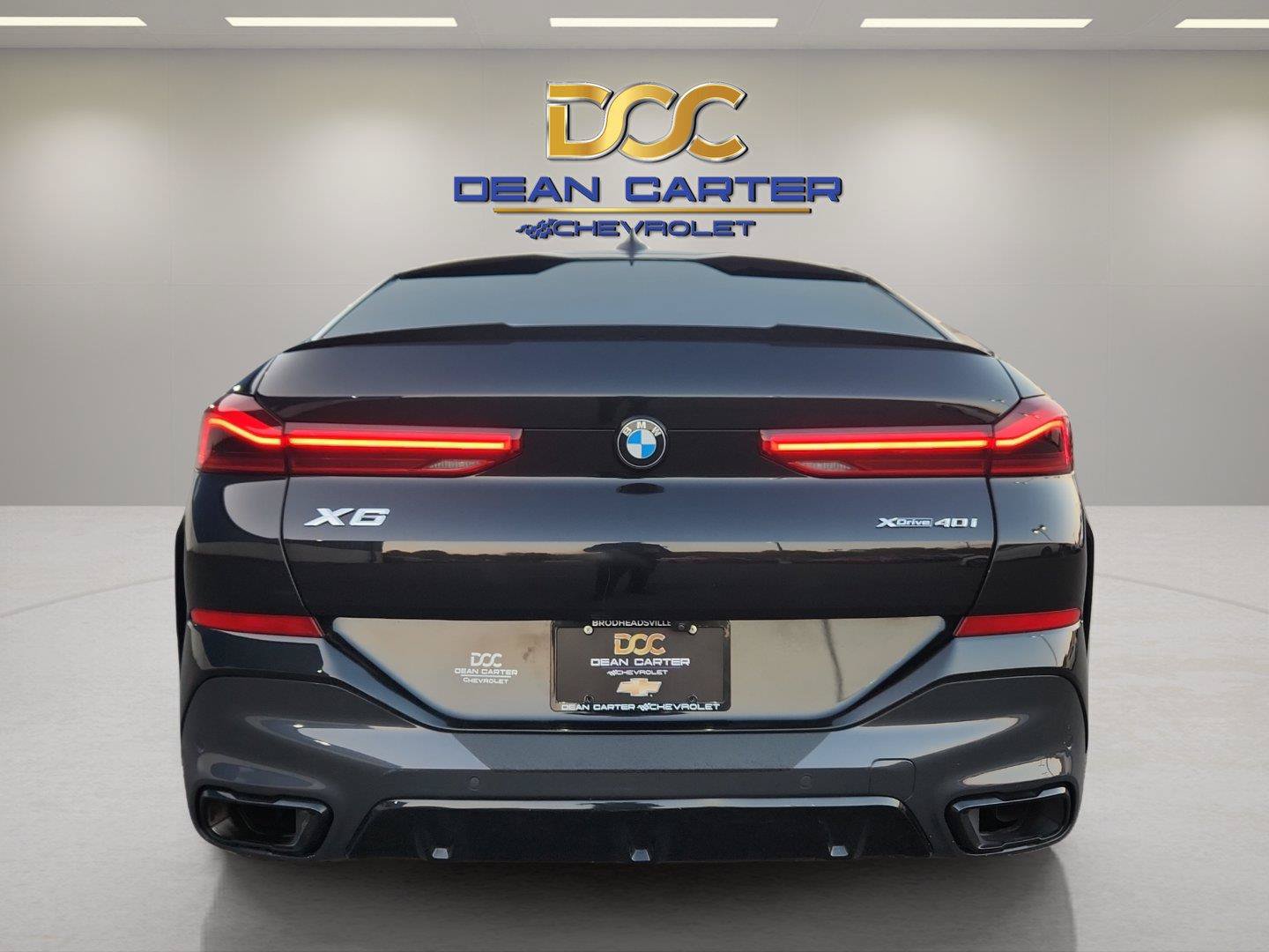 Used 2022 BMW X6 xDrive40i w/ M Sport Package AWD/4WD image 4