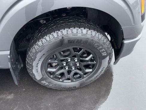 Used 2025 Ford F150 XLT w/ Equipment Group 302A MID image 4