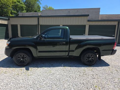 Used 2012 Toyota Tacoma 2WD Regular Cab image 3