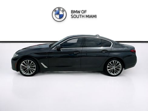 Used 2022 BMW 530i w/ M Sport Package RWD image 4