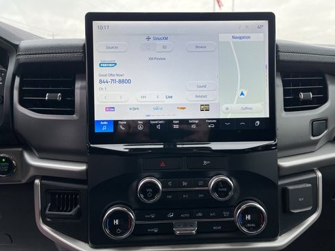 Used 2022 Ford Expedition XLT image 21