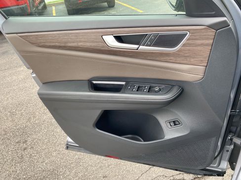 Used 2024 Volkswagen Atlas SEL image 21