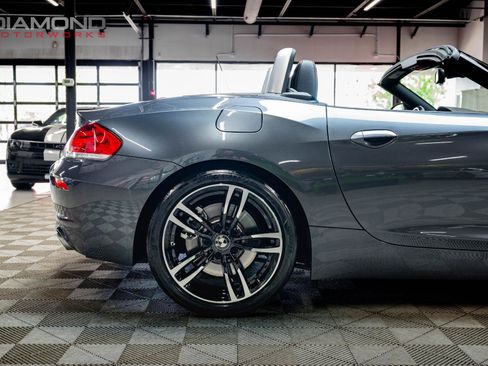 Used 2016 BMW Z4 sDrive35is RWD image 25