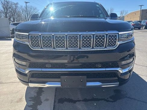 Used 2022 Jeep Grand Wagoneer Series II w/ Flexible Seating Group image 17