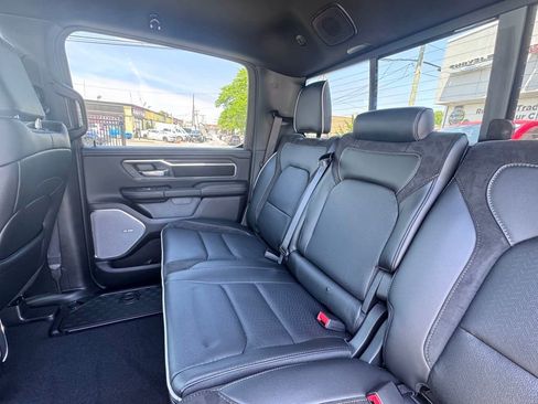 New 2026 RAM 1500 Laramie AWD/4WD image 17