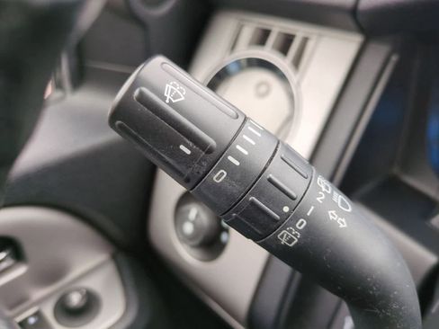 Used 2017 Ford Expedition XLT image 27