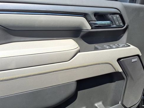 New 2025 Chevrolet Silverado 2500 ZR2 w/ Technology Package image 15