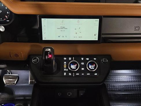 Used 2024 Land Rover Defender 110 X-Dynamic SE image 14