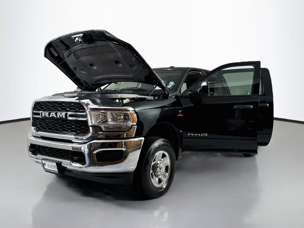 Used 2019 RAM 3500 Tradesman AWD/4WD image 17