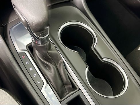 Used 2024 Chevrolet Equinox LS w/ LS Convenience Package image 25