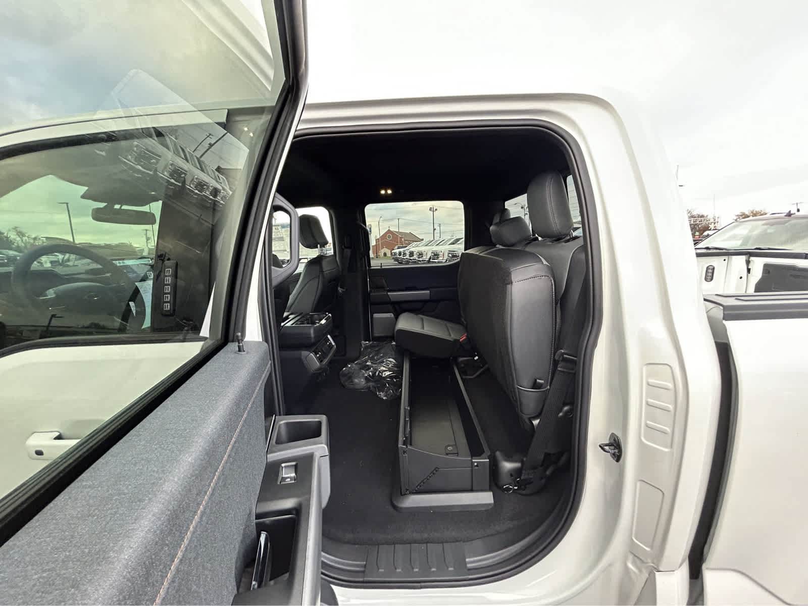 New 2023 Ford F150 Lightning Lariat AWD/4WD image 20