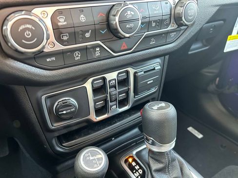 New 2026 Jeep Wrangler Unlimited Sport image 9