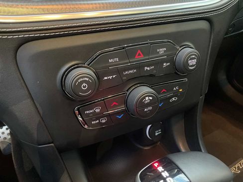 Used 2023 Dodge Charger SRT Hellcat w/ Harman/Kardon Audio Group image 29