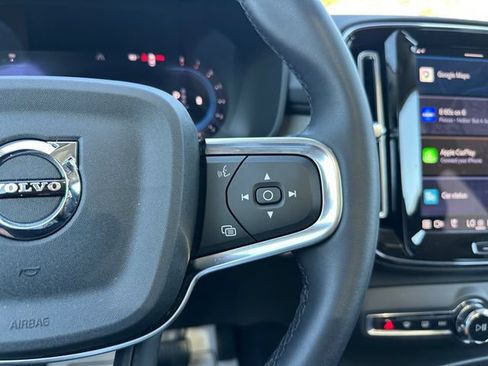 Used 2023 Volvo XC40 B5 Ultimate w/ Climate Package AWD/4WD image 22