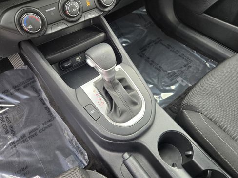 Used 2024 Kia Forte LXS image 17
