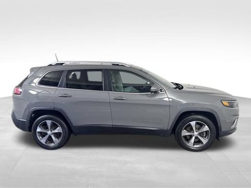 Used 2019 Jeep Cherokee Limited w/ Luxury Group AWD/4WD image 10