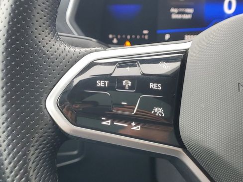 Used 2022 Volkswagen Tiguan SE R-Line image 23