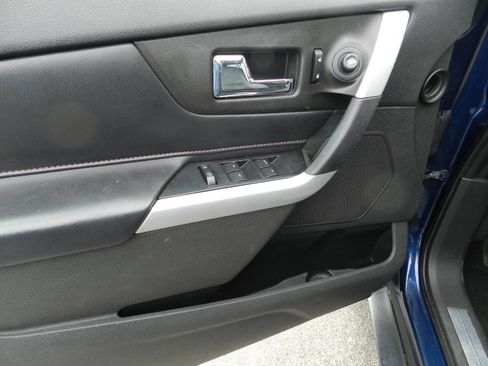 Used 2012 Ford Edge Limited image 15