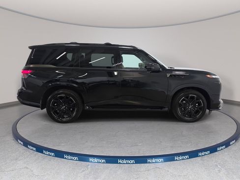 Certified 2026 INFINITI QX80 4WD w/ Sport Exterior Package image 3