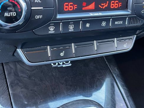 Used 2016 Kia Sorento EX w/ EX Premium Package AWD/4WD image 29