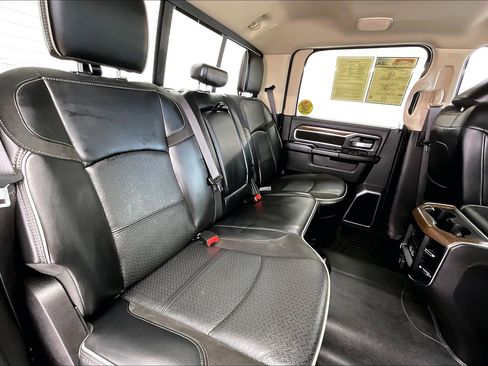 Used 2022 RAM 2500 Laramie AWD/4WD image 18