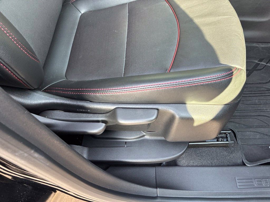 Used 2024 Chevrolet Equinox RS w/ RS Leather Package AWD/4WD image 38