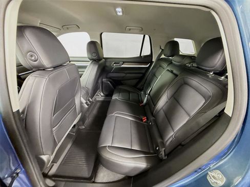 New 2026 GMC Terrain Denali w/ LPO, Floor Liner Package AWD/4WD image 17