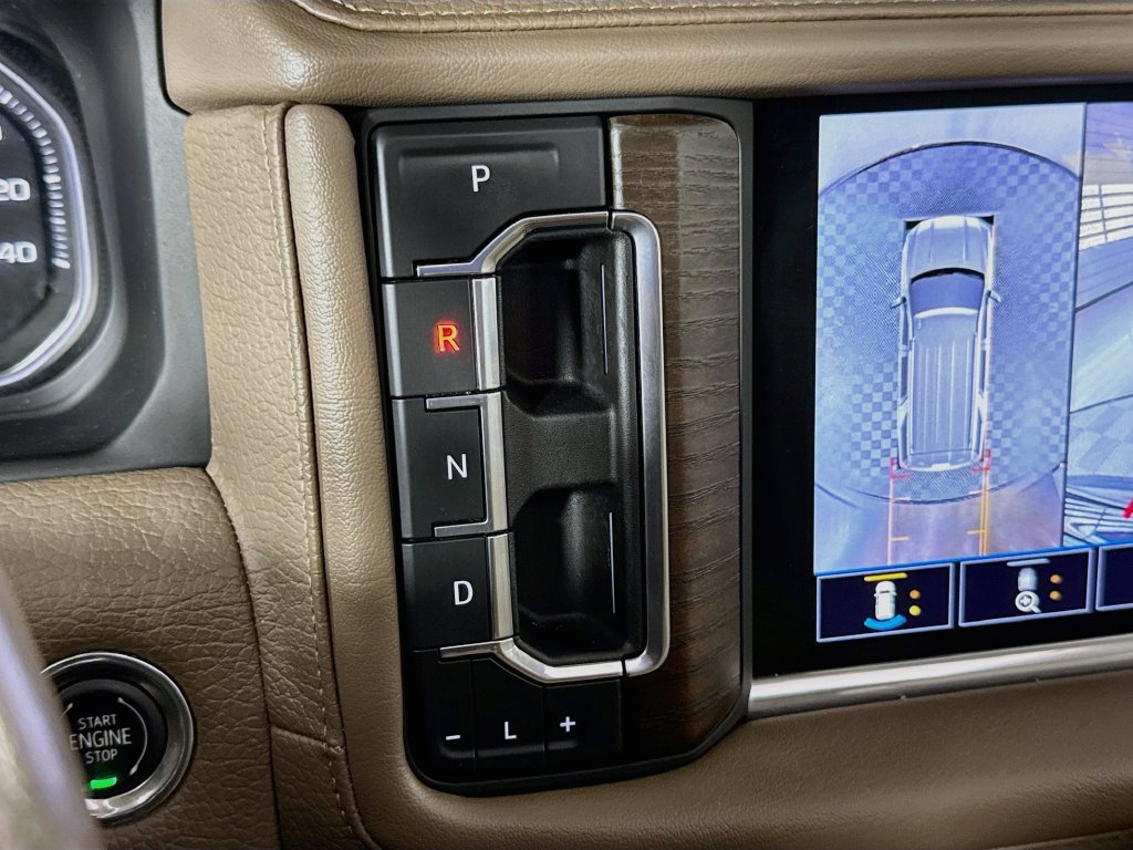 Used 2021 GMC Yukon Denali w/ Denali Ultimate Package AWD/4WD image 17