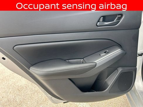 Used 2024 Nissan Altima 2.5 SV FWD image 30