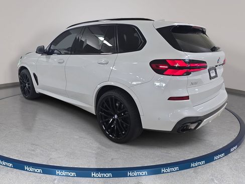 Used 2024 BMW X5 sDrive40i w/ M Sport Package RWD image 9